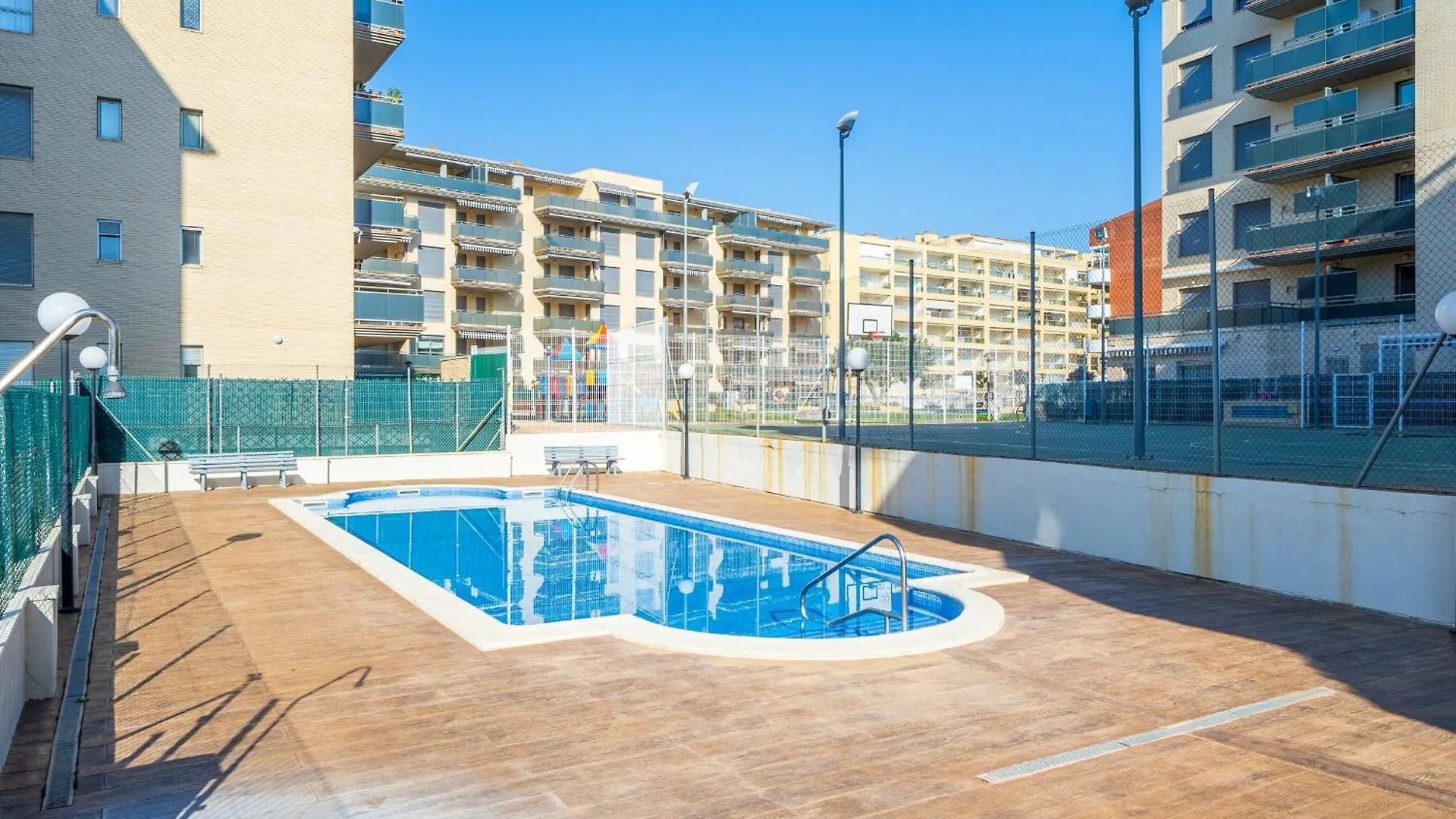 Alea Rentals - Albeniz Ла-Пинеда